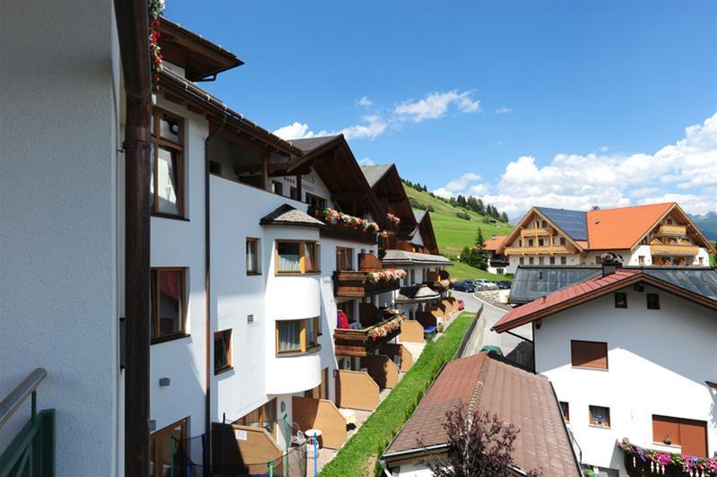 Hotel Amadeus Micheluzzi แซร์เฟาส์ ภายนอก รูปภาพ