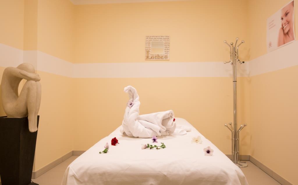 Hotel Amadeus Micheluzzi แซร์เฟาส์ ภายนอก รูปภาพ